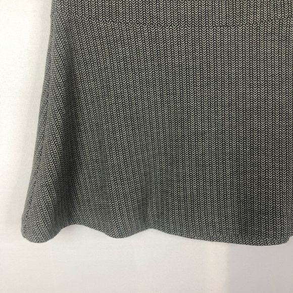 Loft Black & White Printed Knit Trumpet Mini Skirt 00P - Picture 4 of 5